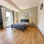 Appartement Stadtwald Langzeit-apartment - Kueche - Waschmaschine - S-bahn Direkt