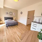 Stadtwald Langzeit-apartment - Kueche - Waschmaschine - S-bahn Direkt Appartement Essen