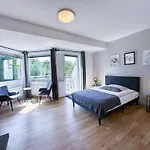Stadtwald Langzeit-apartment - Kueche - Waschmaschine - S-bahn Direkt *