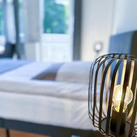 Stadtwald Langzeit-apartment - Kueche - Waschmaschine - S-bahn Direkt *