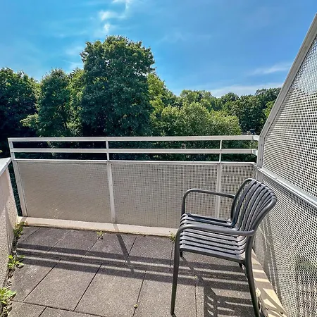 Stadtwald Langzeit-apartment - Kueche - Waschmaschine - S-bahn Direkt * 埃森