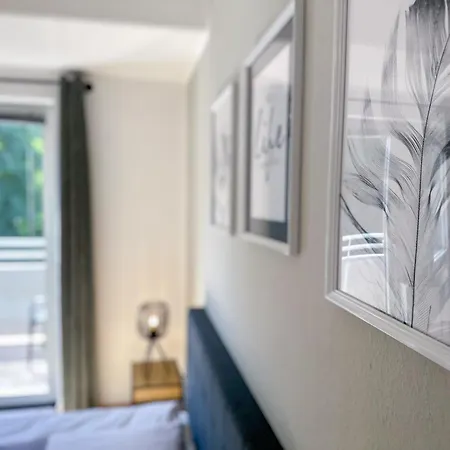 Lejlighed Stadtwald Langzeit-apartment - Kueche - Waschmaschine - S-bahn Direkt