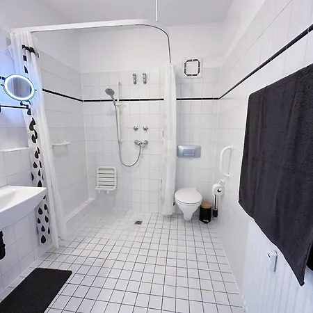 Stadtwald Langzeit-apartment - Kueche - Waschmaschine - S-bahn Direkt Apartmán