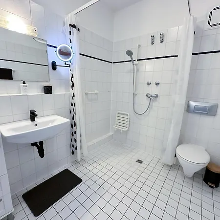 Lejlighed Stadtwald Langzeit-apartment - Kueche - Waschmaschine - S-bahn Direkt *