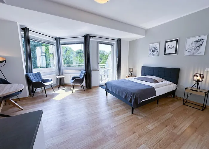 Apartamento Stadtwald Langzeit-apartment - Küche - Waschmaschine - S-bahn Direkt *