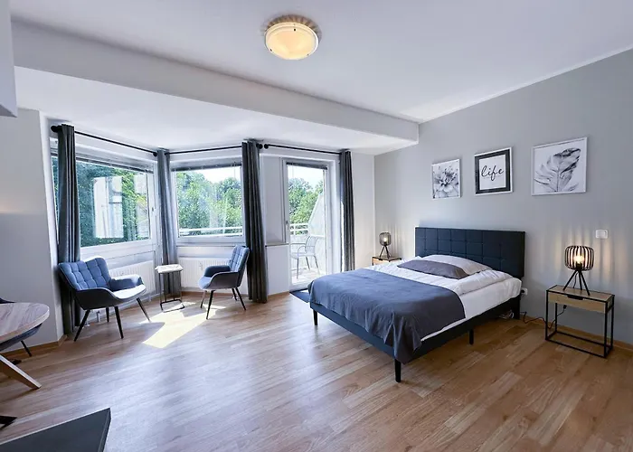 Stadtwald Langzeit-apartment - Kueche - Waschmaschine - S-bahn Direkt *