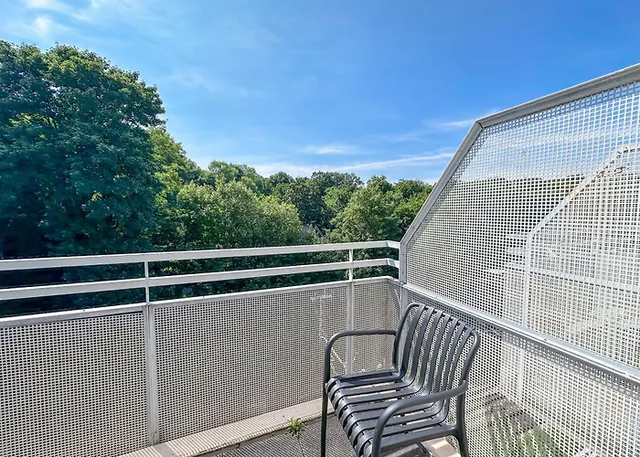 Stadtwald Langzeit-apartment - Küche - Waschmaschine - S-bahn Direkt Apartamento *