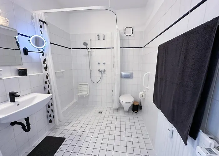 Stadtwald Langzeit-apartment - Kueche - Waschmaschine - S-bahn Direkt Apartment