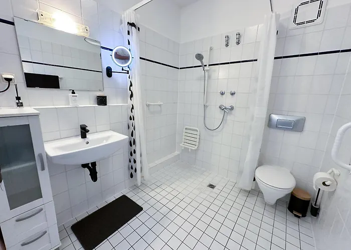 Apartment Stadtwald Langzeit-apartment - Kueche - Waschmaschine - S-bahn Direkt *